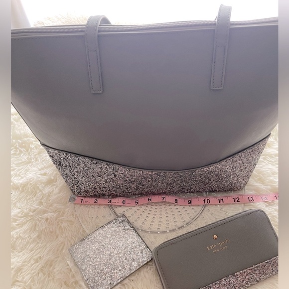 ♠️ Kate Spade Tote Bundle - Picture 11 of 15